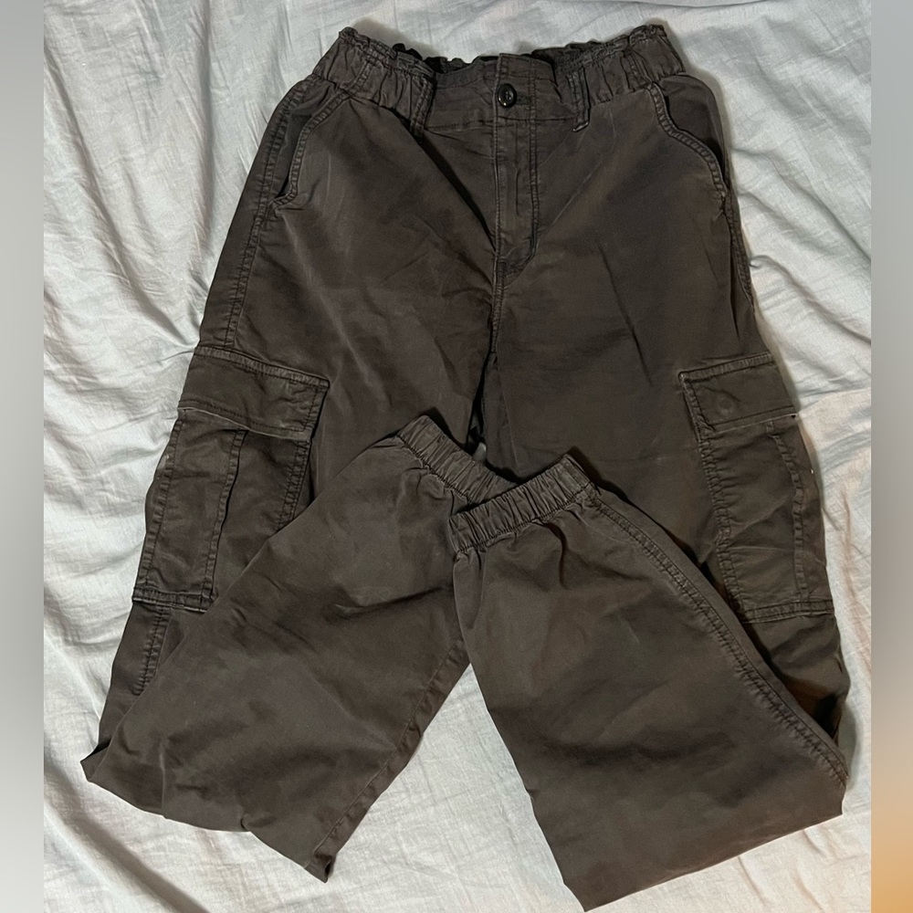 American Eagle Cargo Joggers